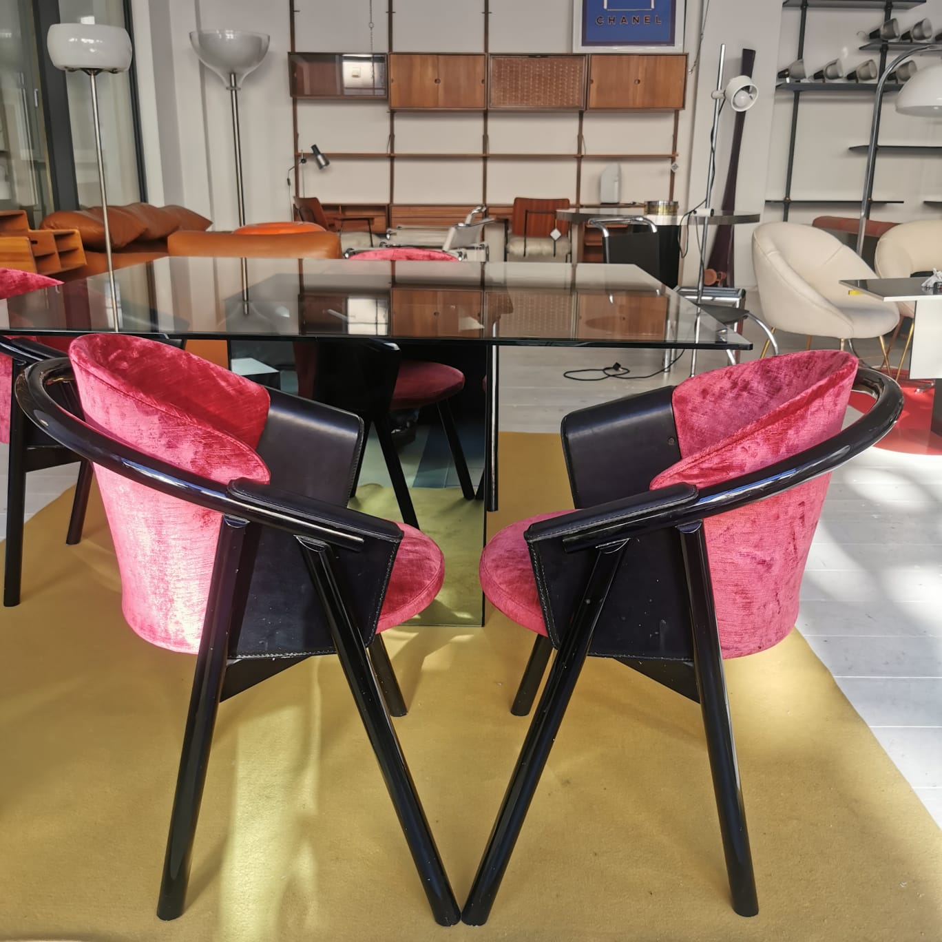 4 sedie Pozzi & Verga in legno laccato e velluto