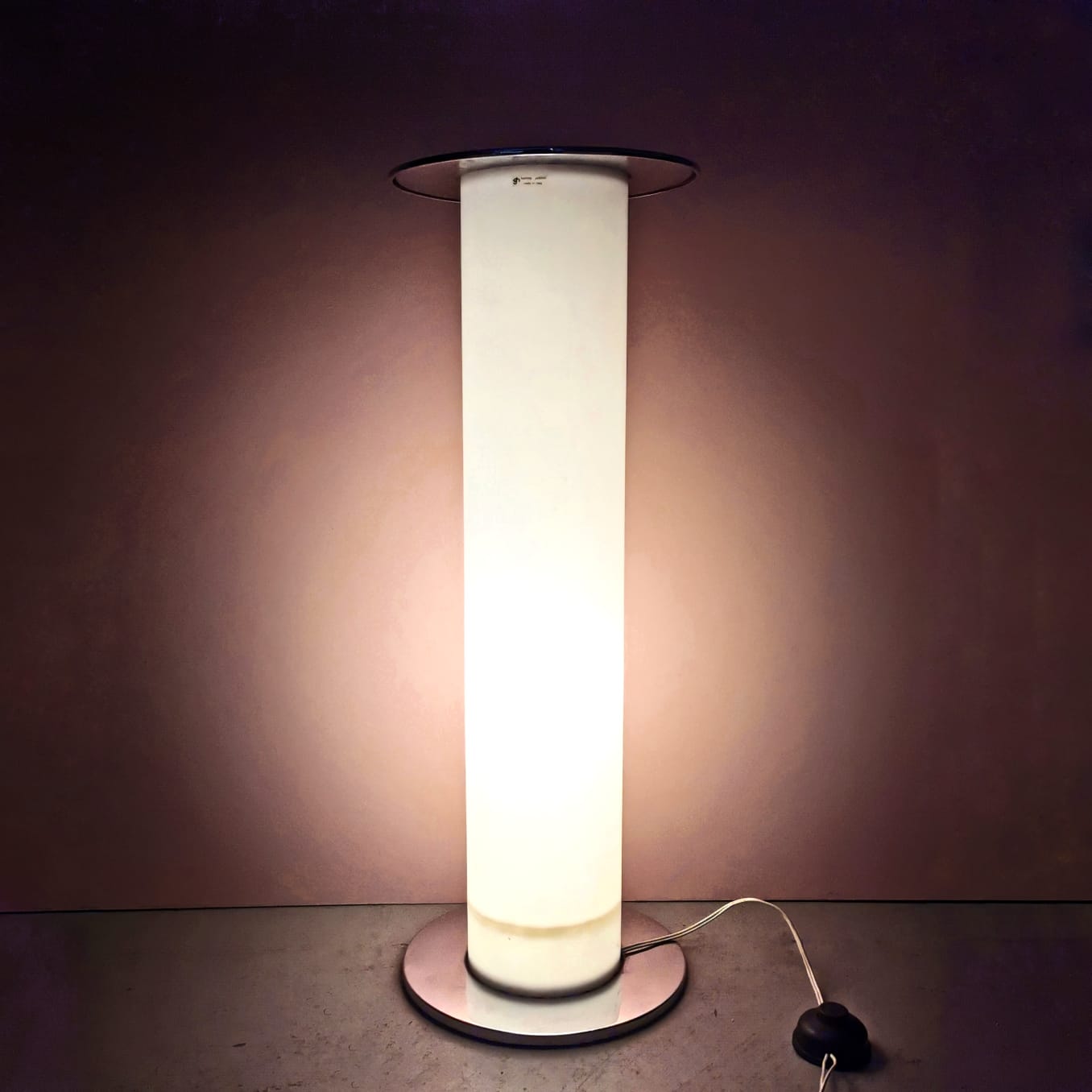 Harvey Guzzini 1970's floor lamp
