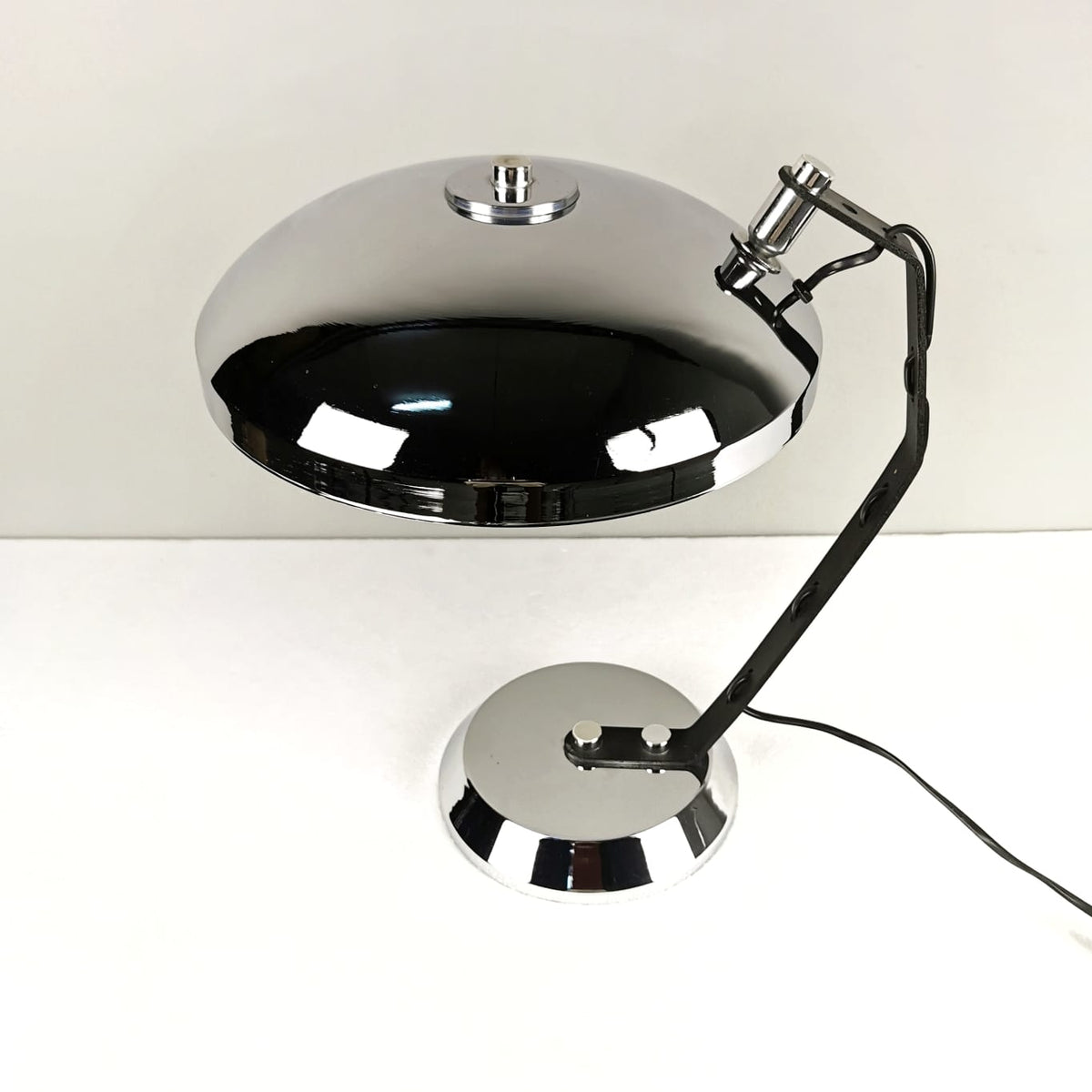 Vintage ministerial lamp from the 60s