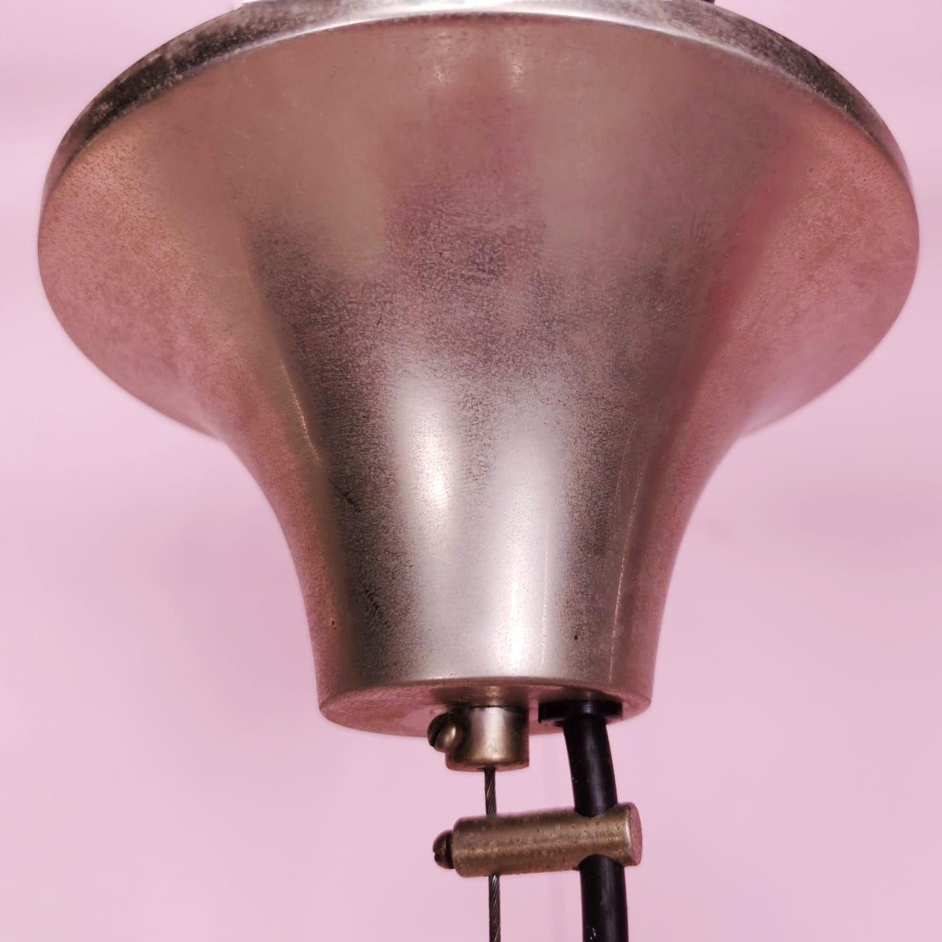 Lampadario Vintage metallo spazzolato Space Age anni 60 (attribuito Oscar Torlasco)