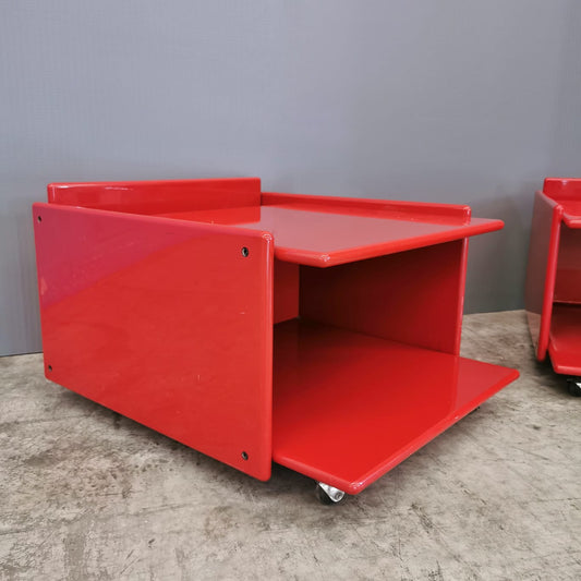 Coppia di comodini modello Rumo designer Takahama per Simon Gavina anni 70