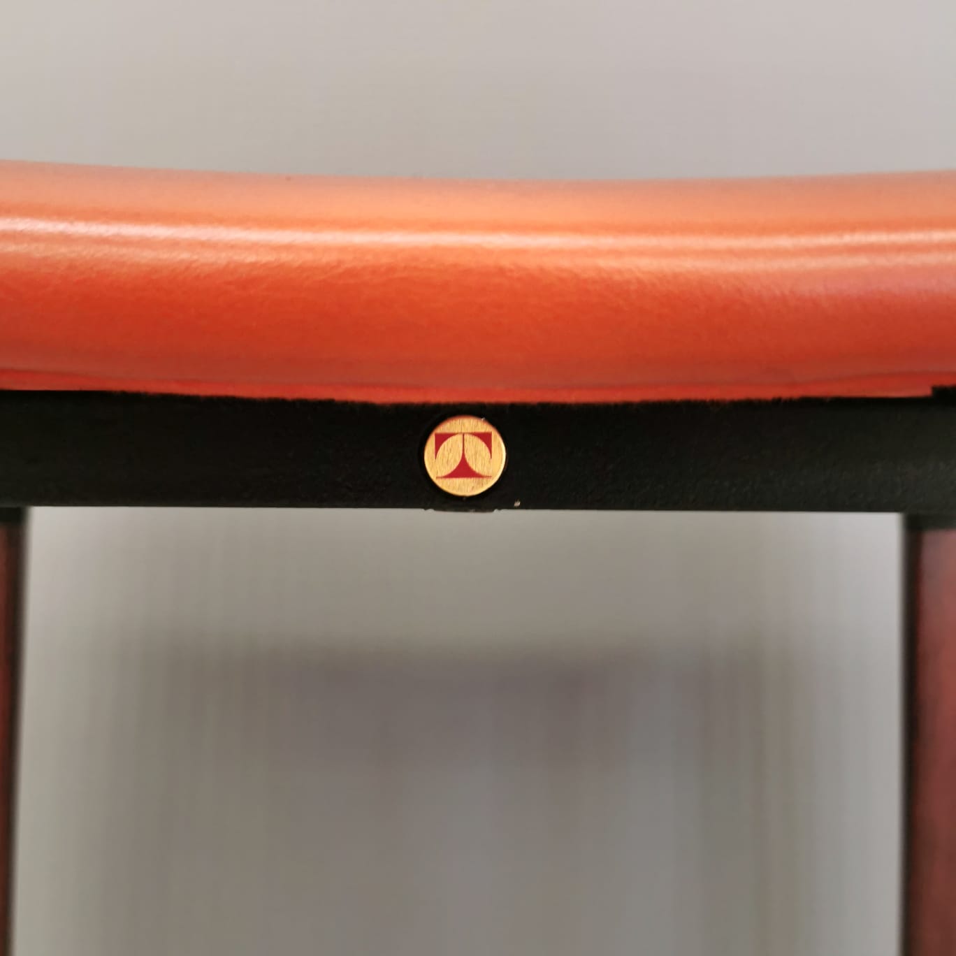 4 sedie Legno e pelle S82 Eugenio Gerli per Tecno 1960's