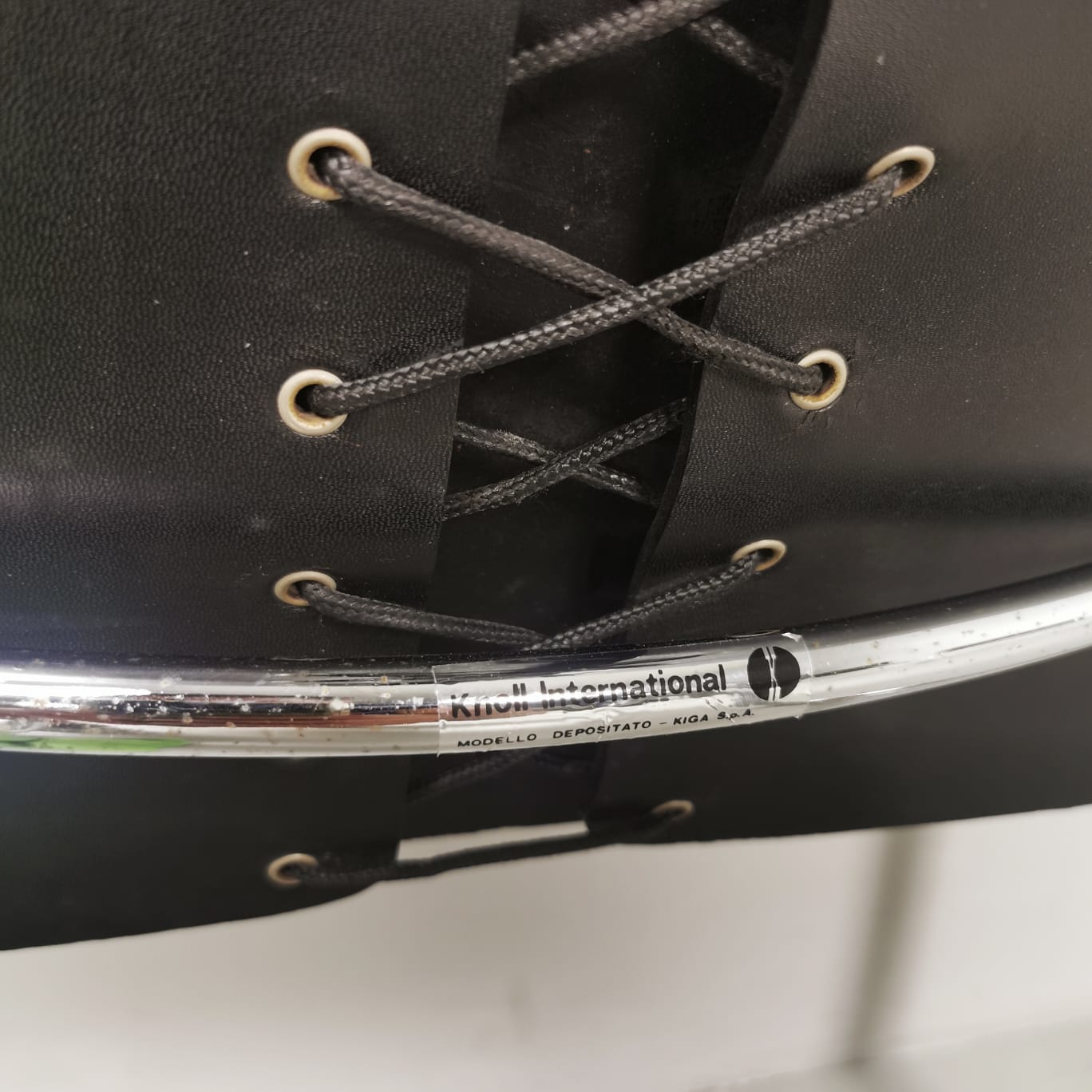 Ludwig Mies van der Rohe MR10 chairs for Knoll International