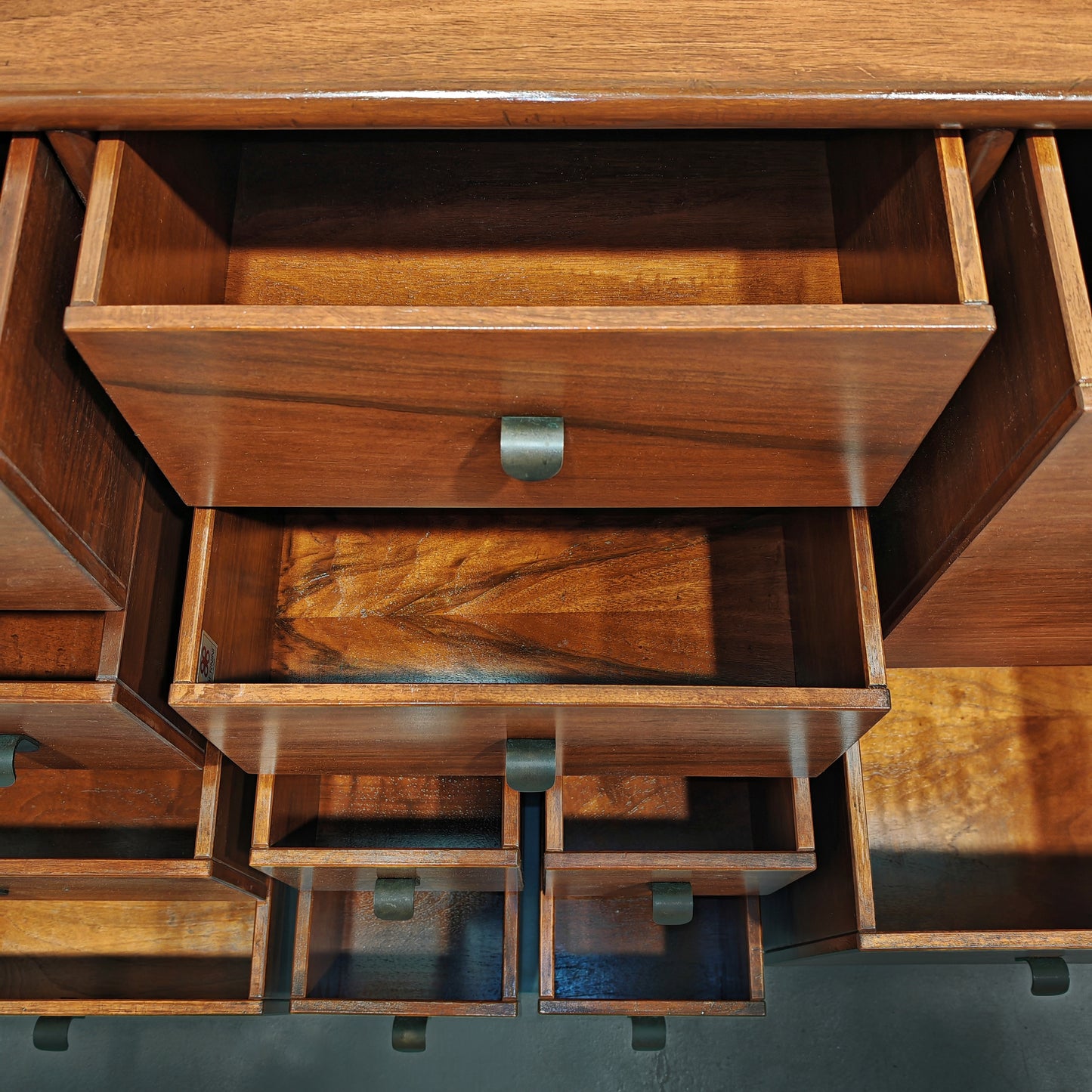 Cassettiera Credenza in noce Fabio Lenci per Bernini 1970's