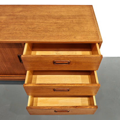 Enfilade scandinave vintage en teck des années 1960
