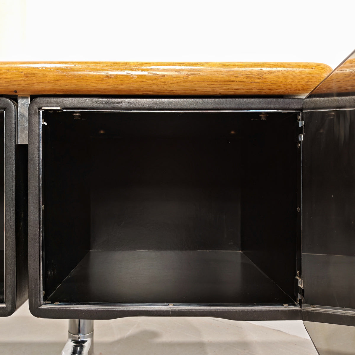 Buffet en cuir Warren Platner pour Knoll, années 1970