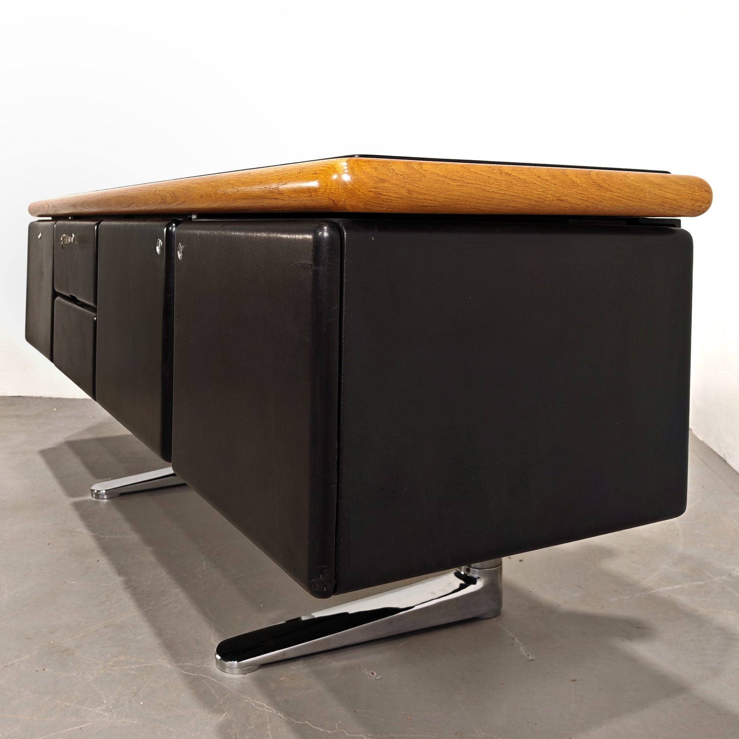 Sideboard Credenza in pelle Warren Platner per Knoll 1970's