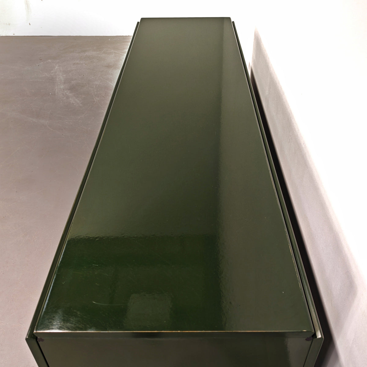 Buffet enfilade vintage années 70 laqué vert anglais