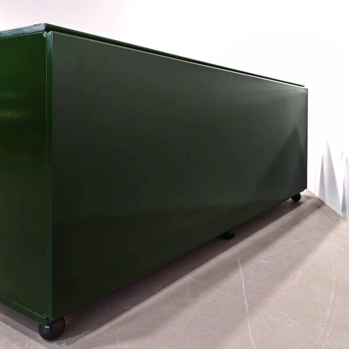 Buffet enfilade vintage années 70 laqué vert anglais