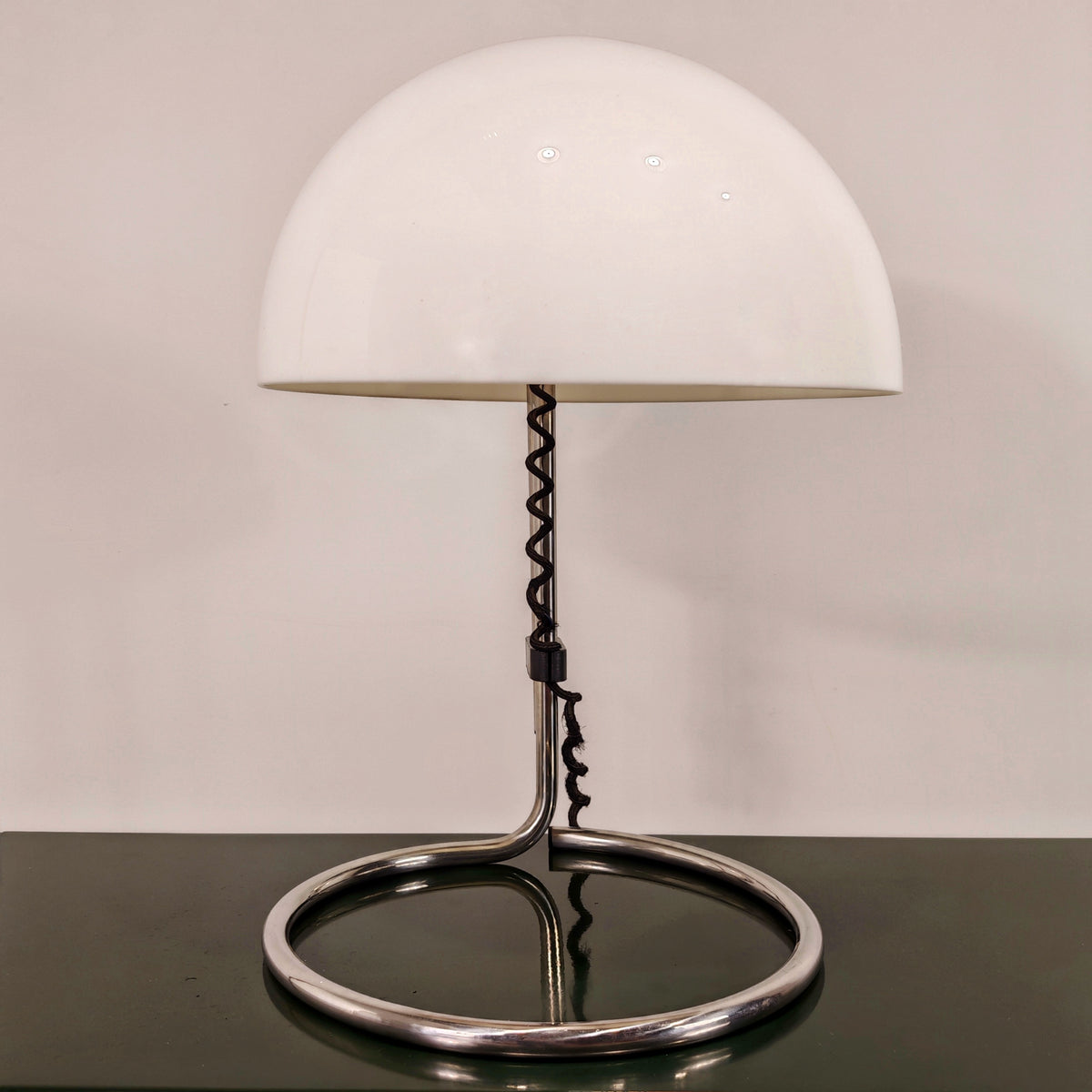 Lampe de table Space Age mod. 4026 Carlo Santi pour Kartell, années 1970