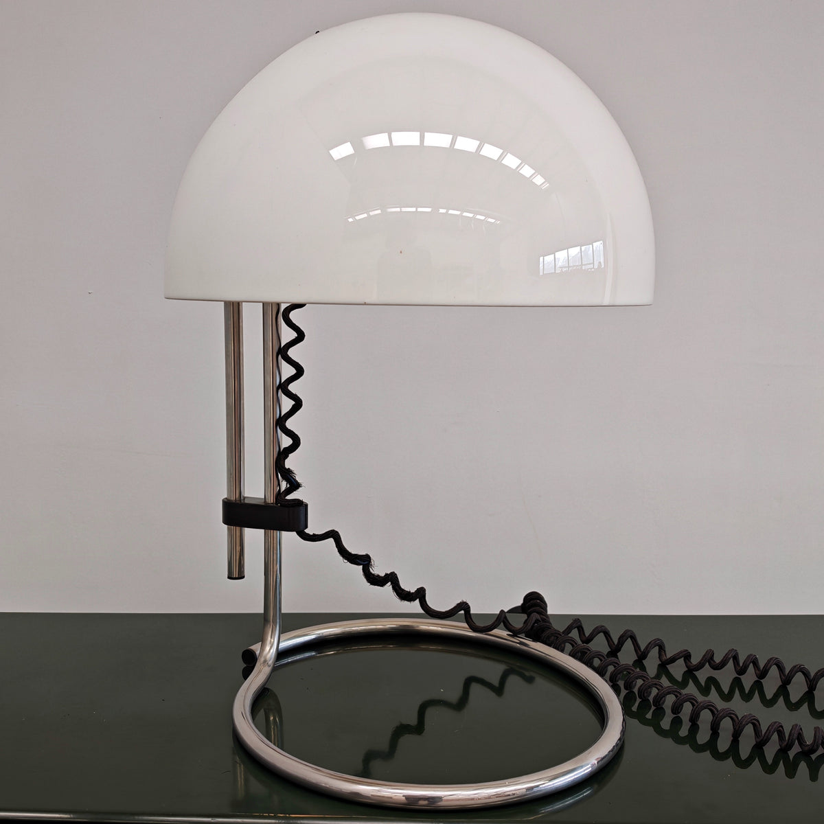 Lampe de table Space Age mod. 4026 Carlo Santi pour Kartell, années 1970