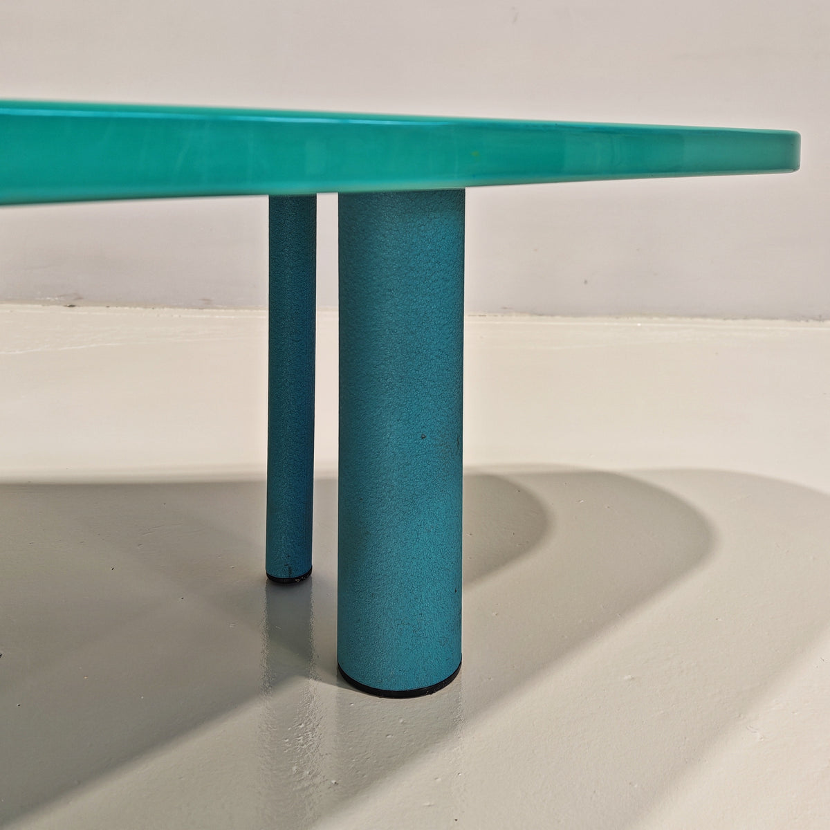 Table basse laquée Saporiti, années 1980