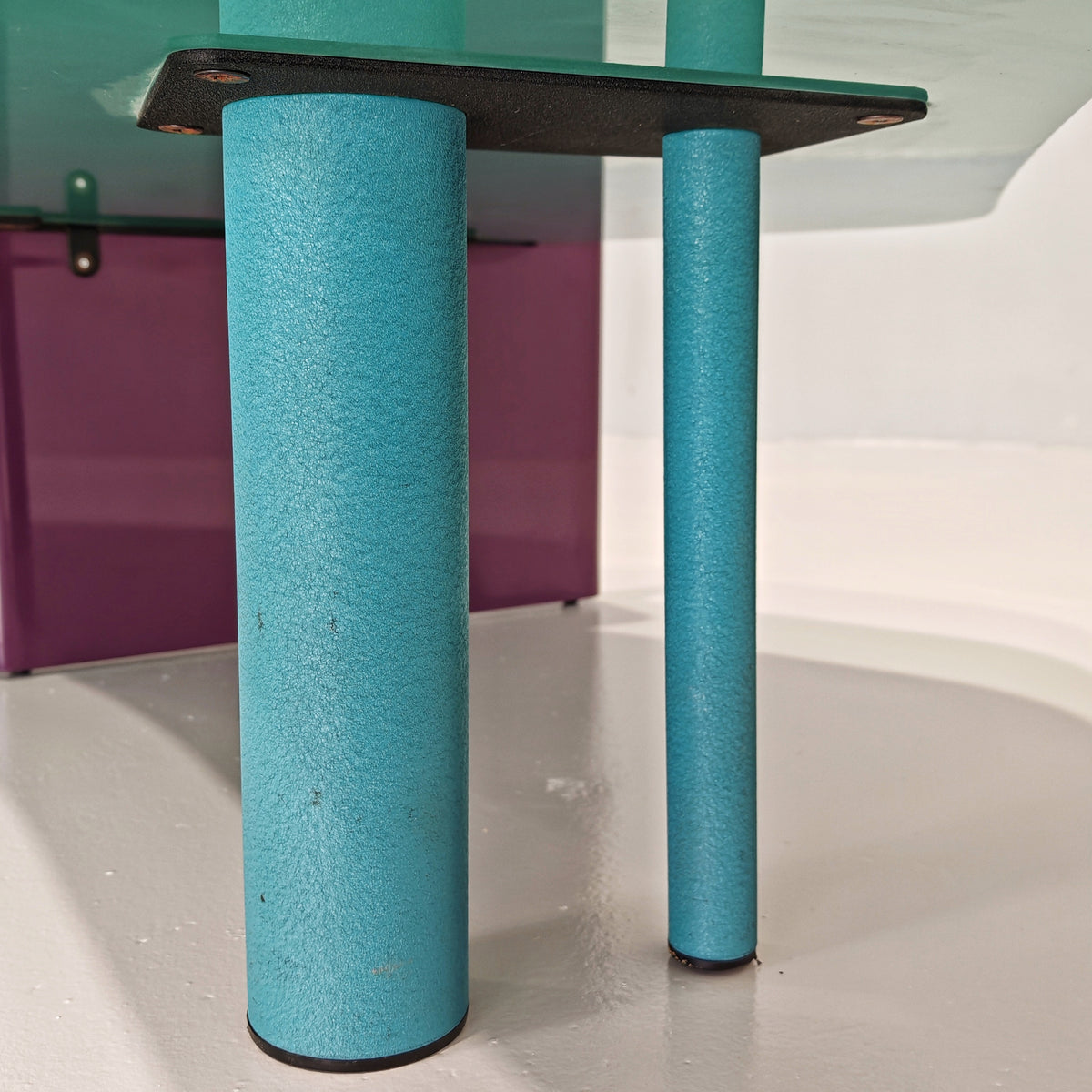 Table basse laquée Saporiti, années 1980