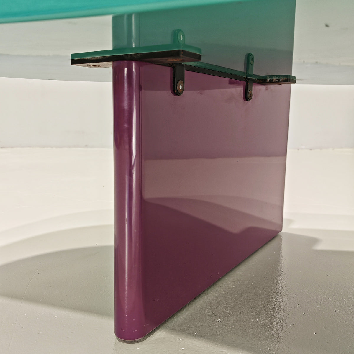 Table basse laquée Saporiti, années 1980