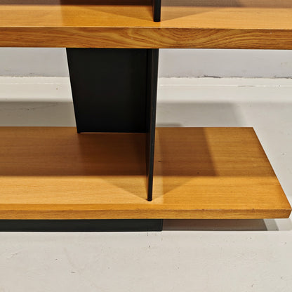 Bibliothèque mobile en chêne, Charlotte Perriand, années 70
