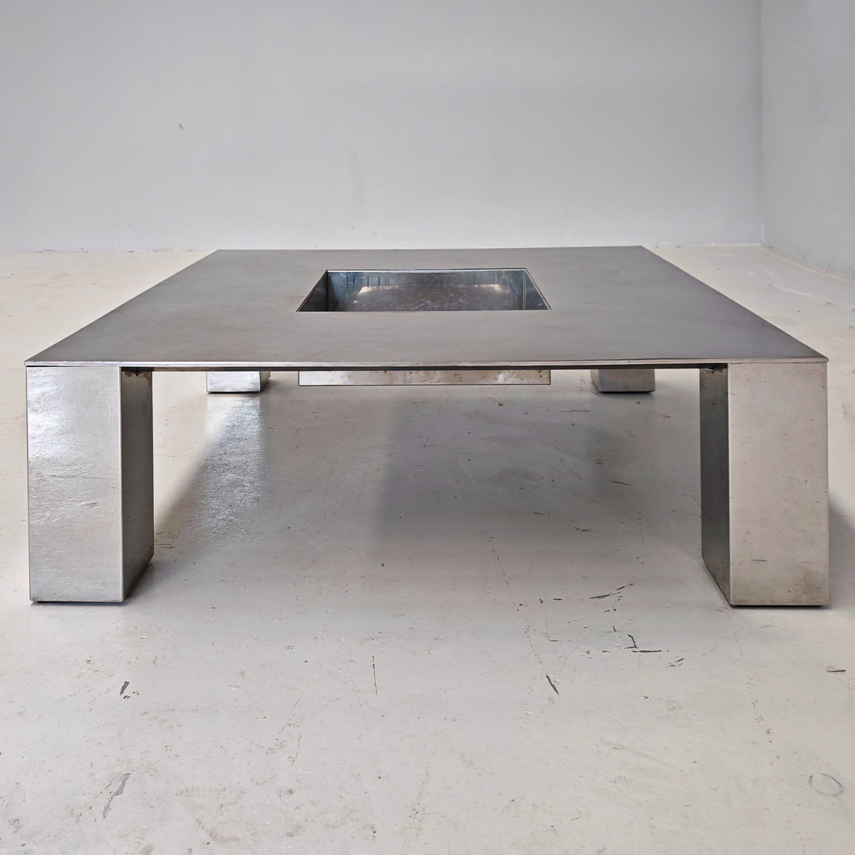 Table basse en acier modèle Tebe, Giovanni Offredi pour Saporiti, années 70
