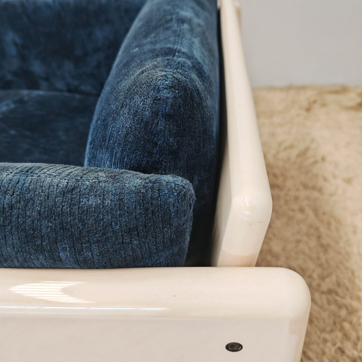 Fauteuil Studio Simon par Gavina en velours bleu années 70