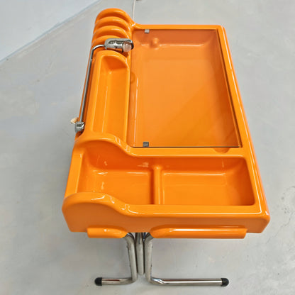 Bureau vintage space age des années 70 modèle « ORIX » des designers V. Parigi et N. Prina pour Molteni