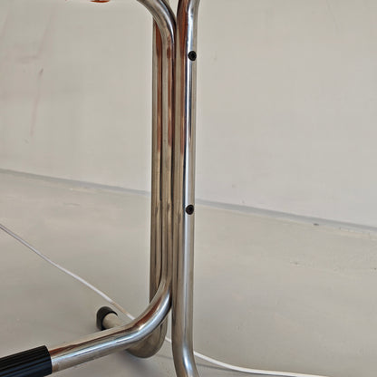 Bureau vintage space age des années 70 modèle « ORIX » des designers V. Parigi et N. Prina pour Molteni