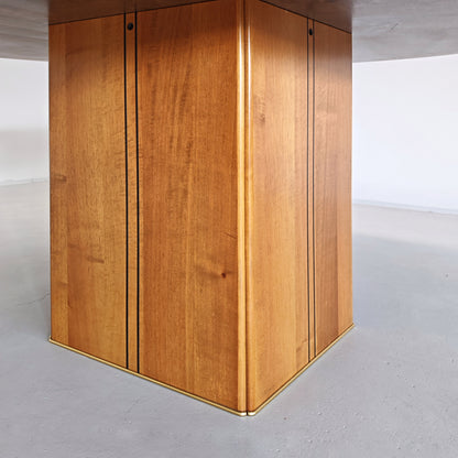 Tavolo tondo in radica mod. "Artona" Afra e Tobia Scarpa per Maxalto B&B Italia  (6/8 persone)