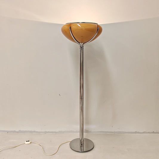 Lampada da terra "Quadrifoglio" Gae Aulenti per Guzzini anni 70