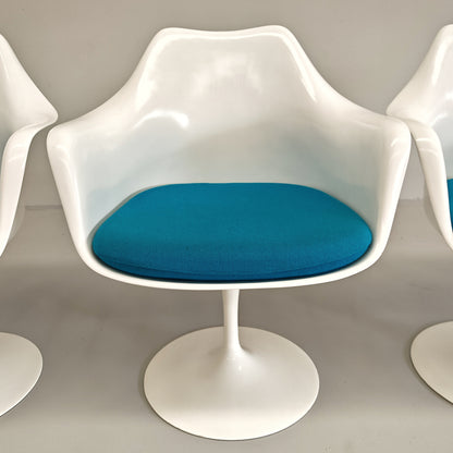 Ensemble de 6 chaises/fauteuils à accoudoirs Tulip d'Eero Saarinen pour Knoll