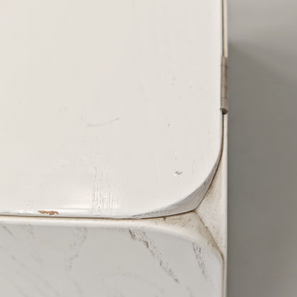 Mobile Contenitore cassapanca bianco anni 70 di Derk Jan de Vries per Maisa
