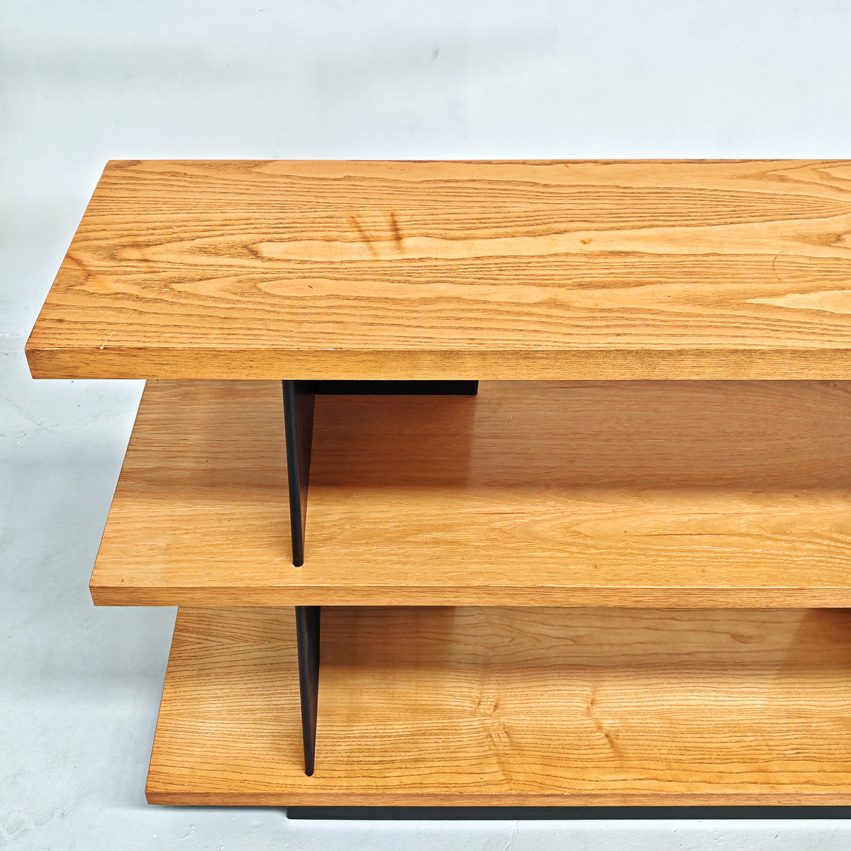 Mobile libreria in rovere, Charlotte Perriand, anni 70 (130 cm)