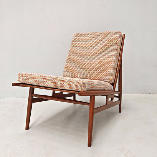 Poltrona in teak ISA Bergamo anni 60