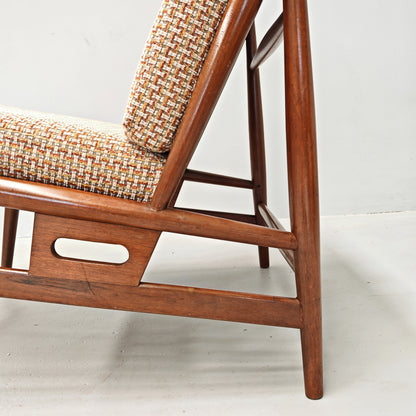 Poltrona in teak ISA Bergamo anni 60