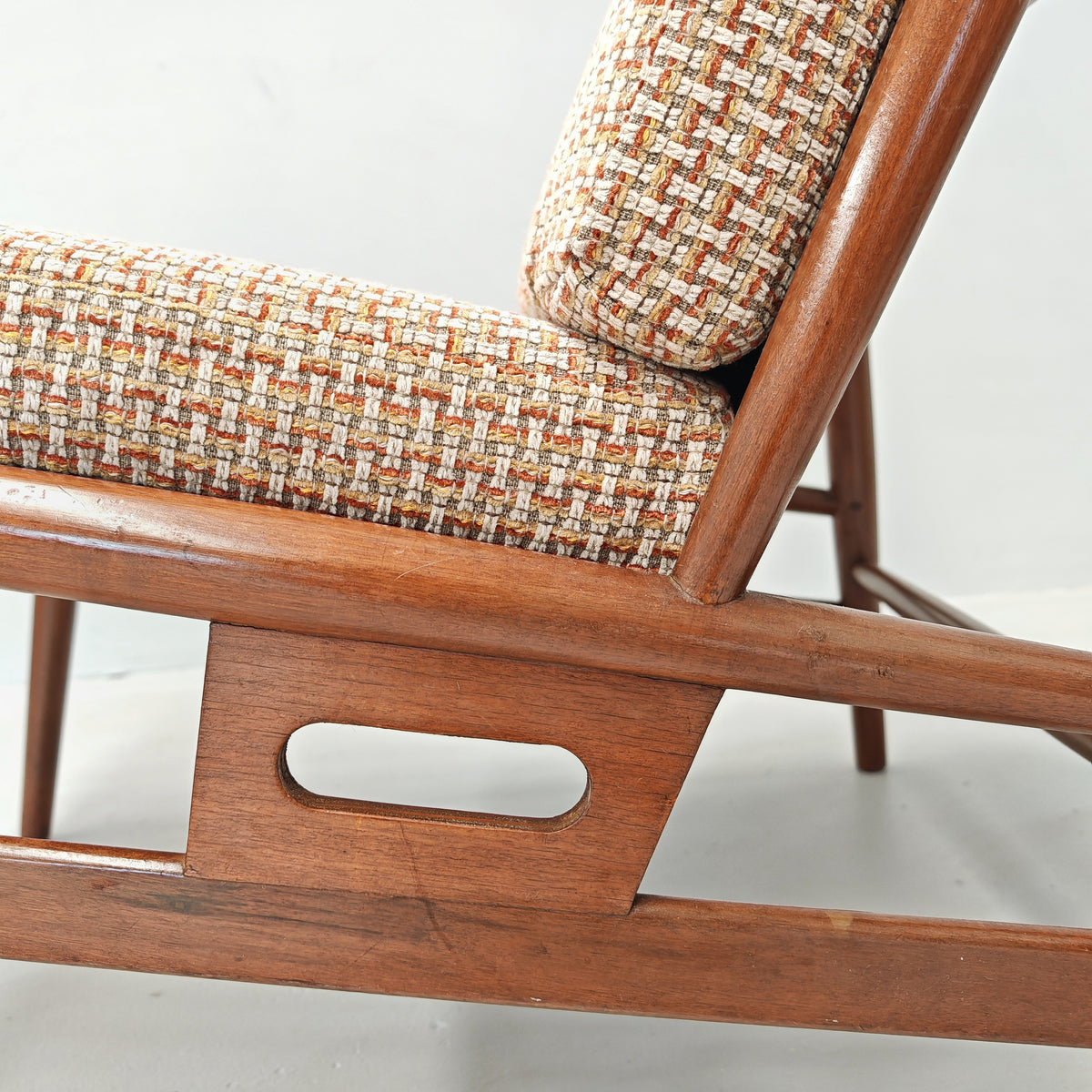Poltrona in teak ISA Bergamo anni 60