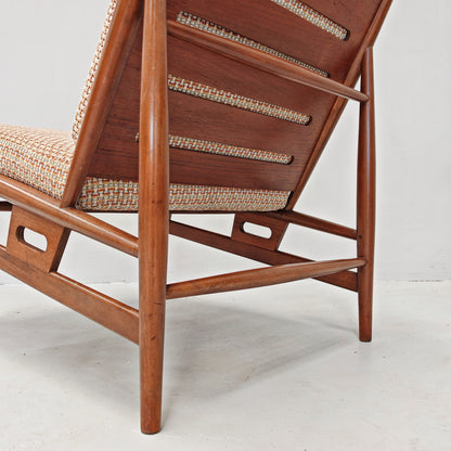 Poltrona in teak ISA Bergamo anni 60