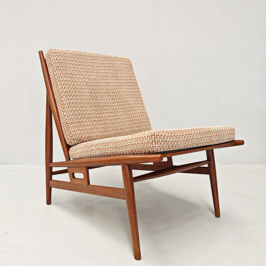Poltrona in teak ISA Bergamo anni 60