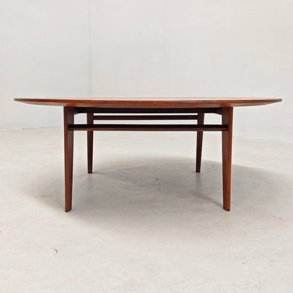 Table basse ronde en teck par E. Palutari pour Dassi, années 60