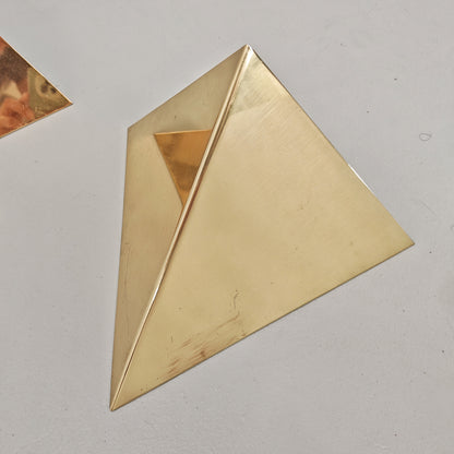 Appliques murales pyramide laiton vintage années 70