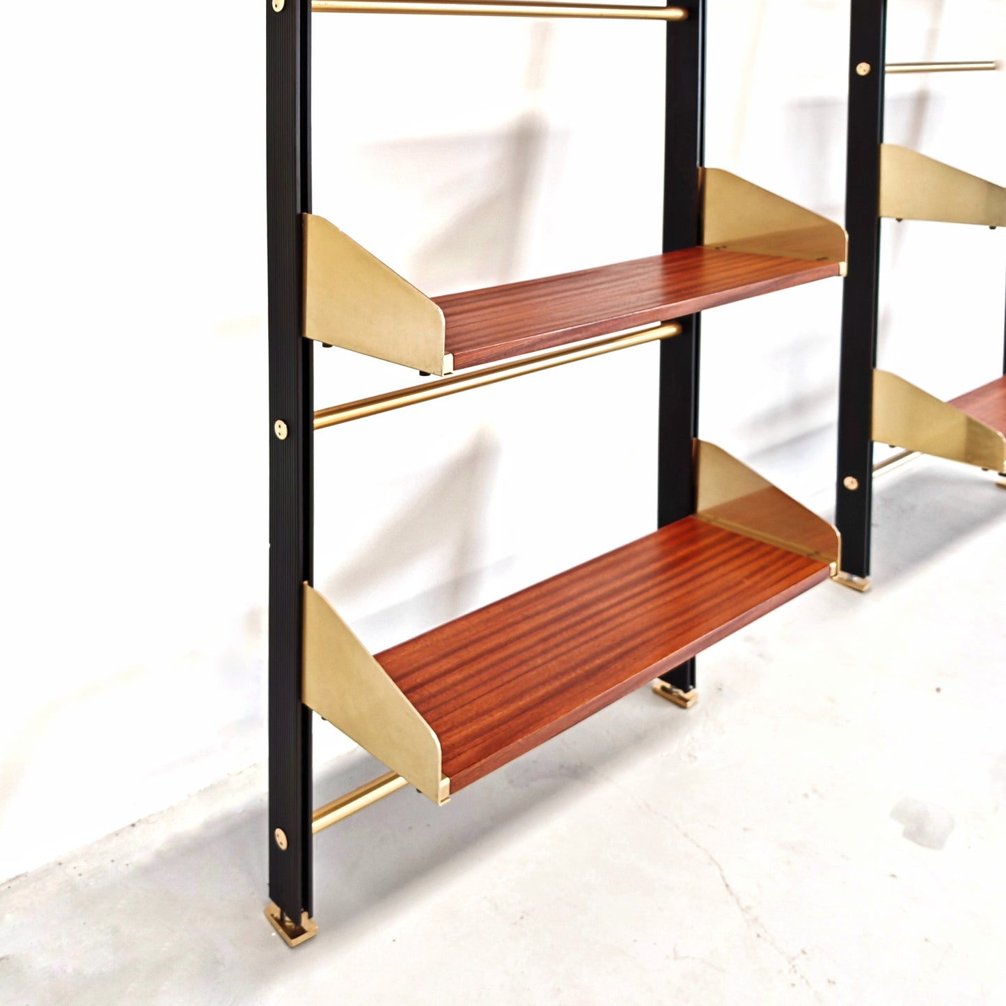 Libreria design vintage legno e ottone anni 60 produzione FEAL  - disponibili 2