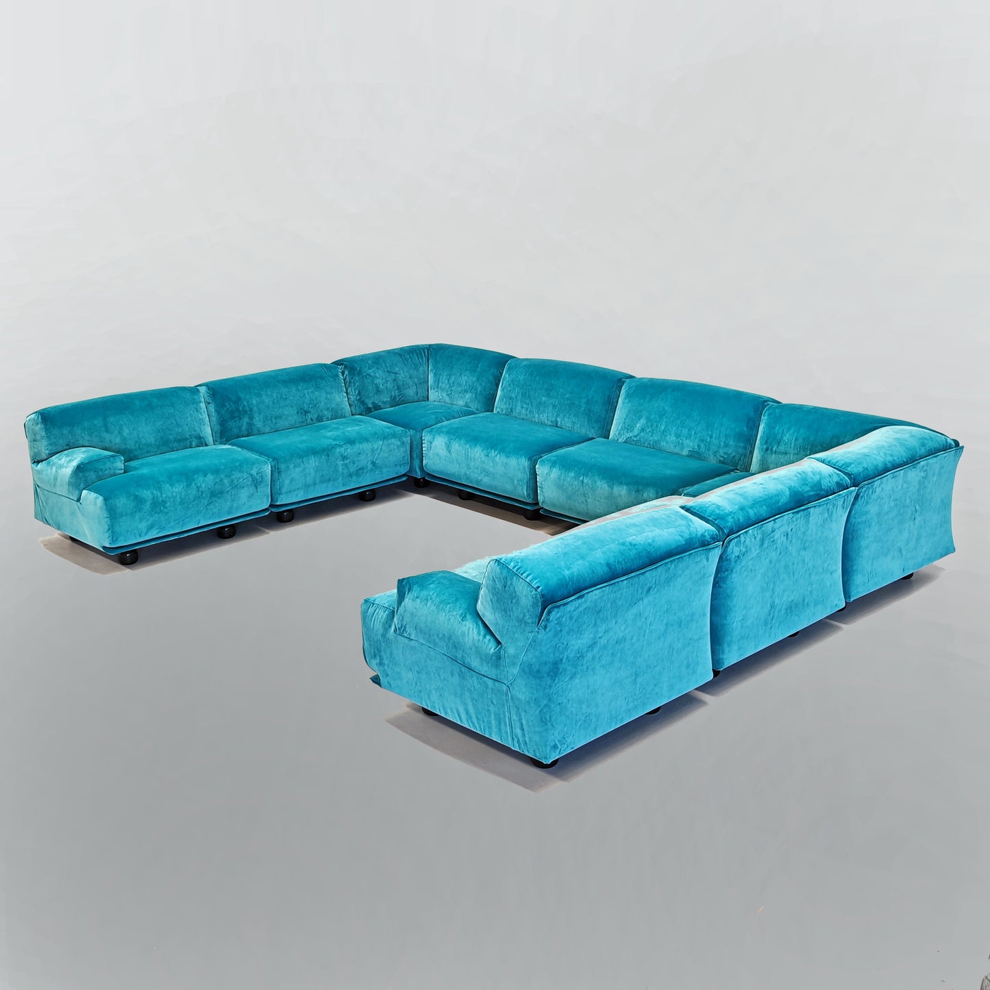 Divano modulare (8) velluto azzurro mod. Fiandra Vico Magistretti per Cassina anni 70/80