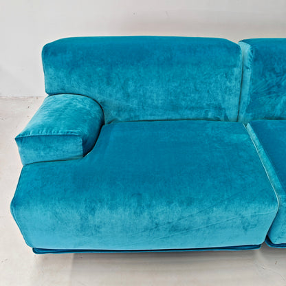 Divano modulare (4) velluto azzurro mod. Fiandra Vico Magistretti per Cassina anni 70/80