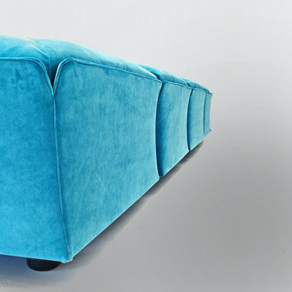 Divano modulare (8) velluto azzurro mod. Fiandra Vico Magistretti per Cassina anni 70/80