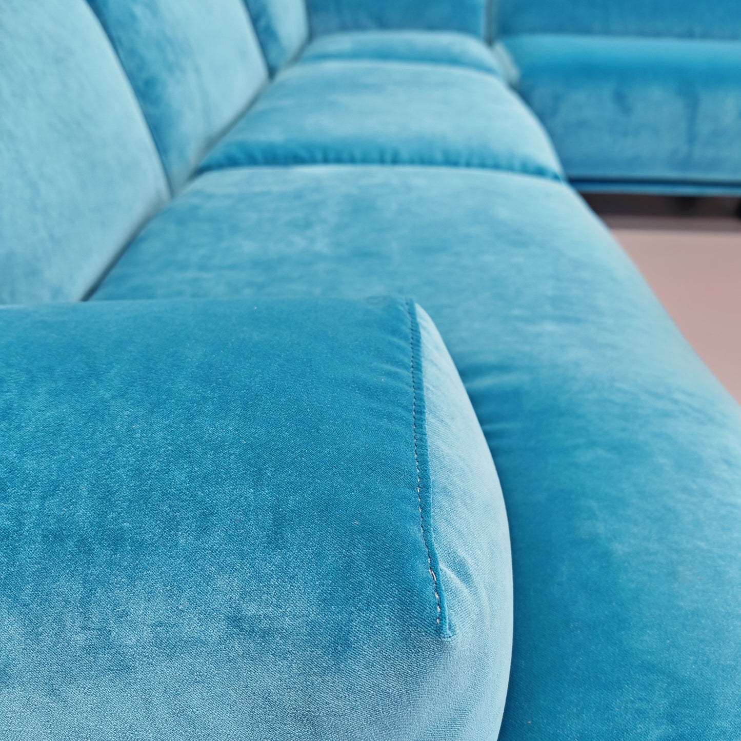 Divano modulare (8) velluto azzurro mod. Fiandra Vico Magistretti per Cassina anni 70/80