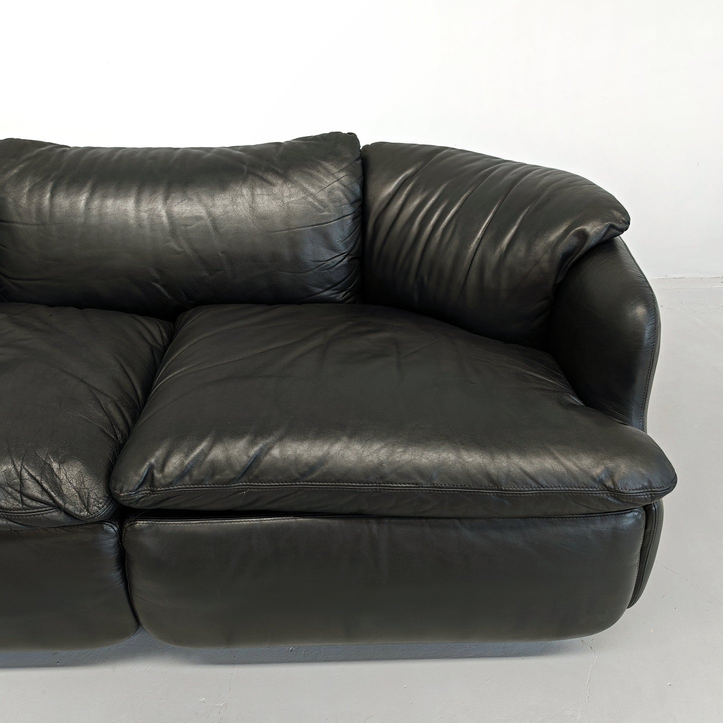 Divano Modulare Confidential Alberto Rosselli per Saporiti anni 70