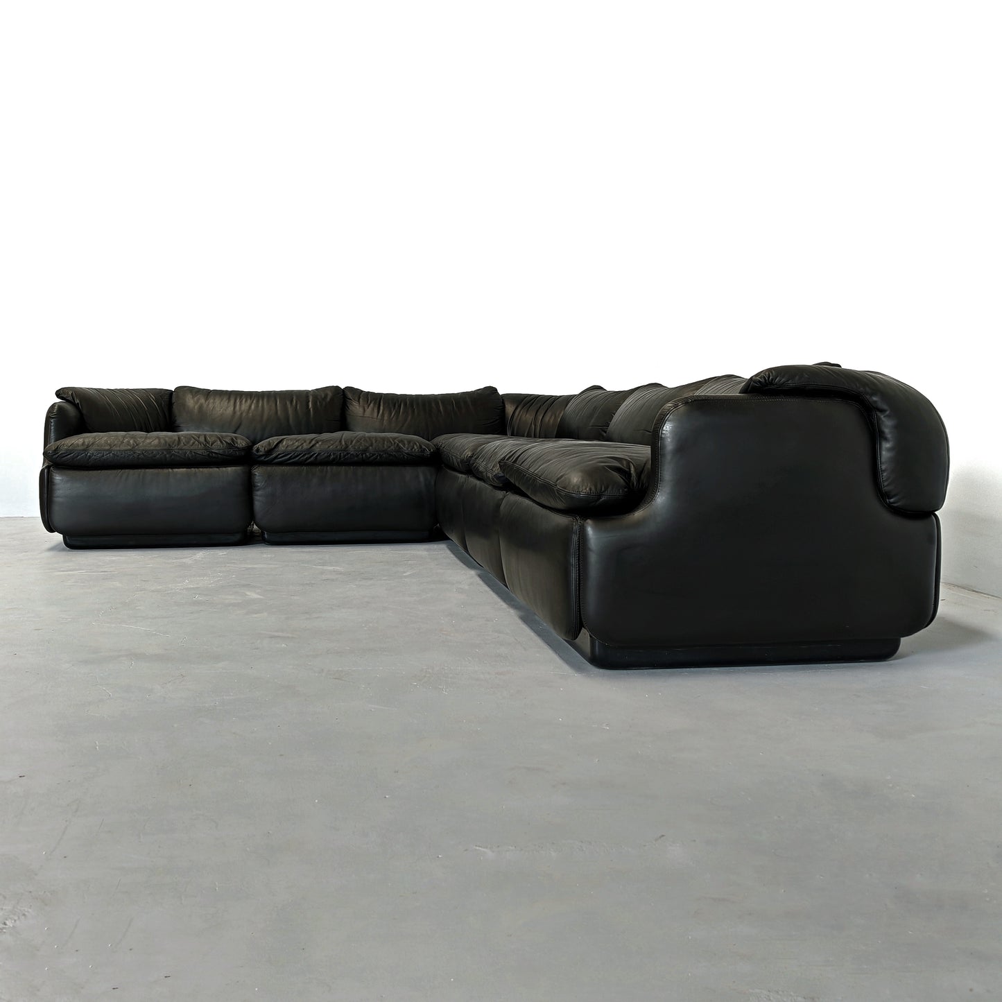 Divano Modulare Confidential Alberto Rosselli per Saporiti anni 70