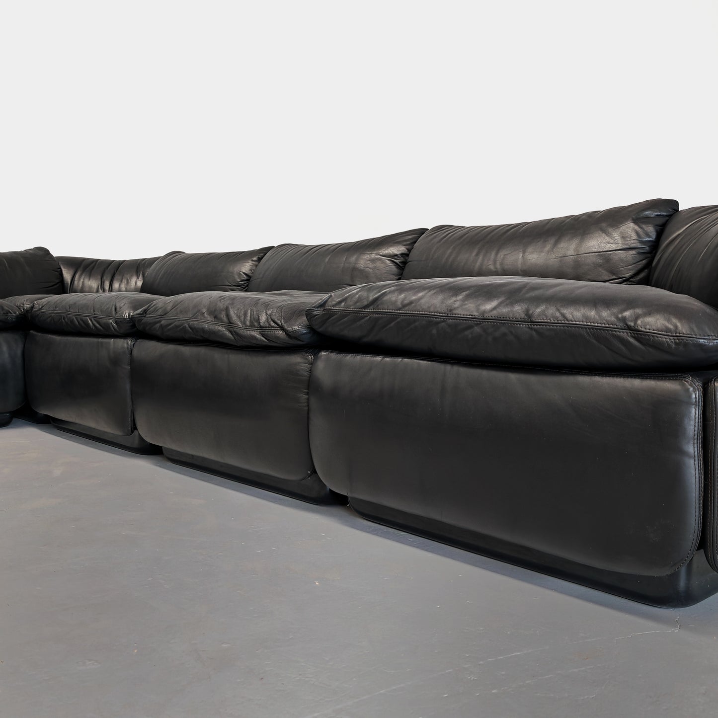 Divano Modulare Confidential Alberto Rosselli per Saporiti anni 70