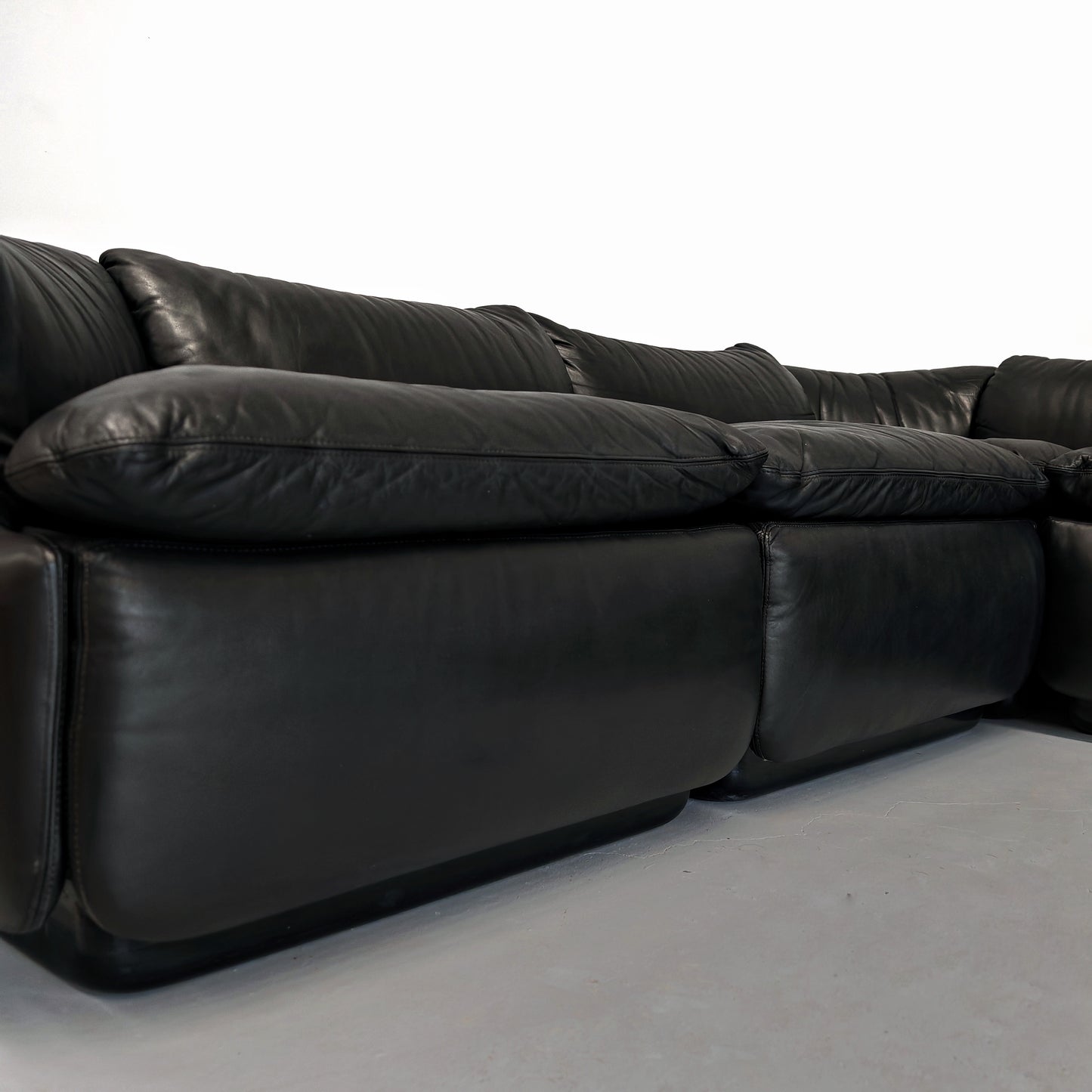 Divano Modulare Confidential Alberto Rosselli per Saporiti anni 70