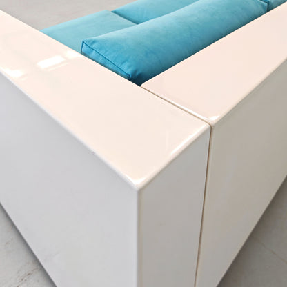 Divano in velluto azzurro Saratoga, Lella e Massimo Vignelli per Poltronova anni 60