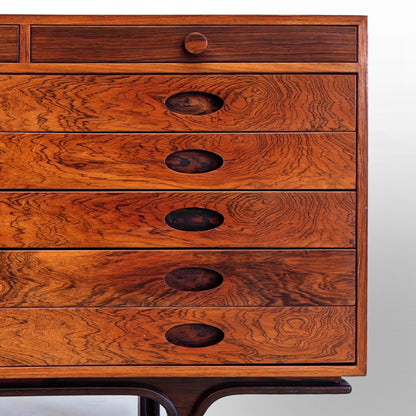 Comò cassettiera in legno G. Frattini per Bernini anni 50
