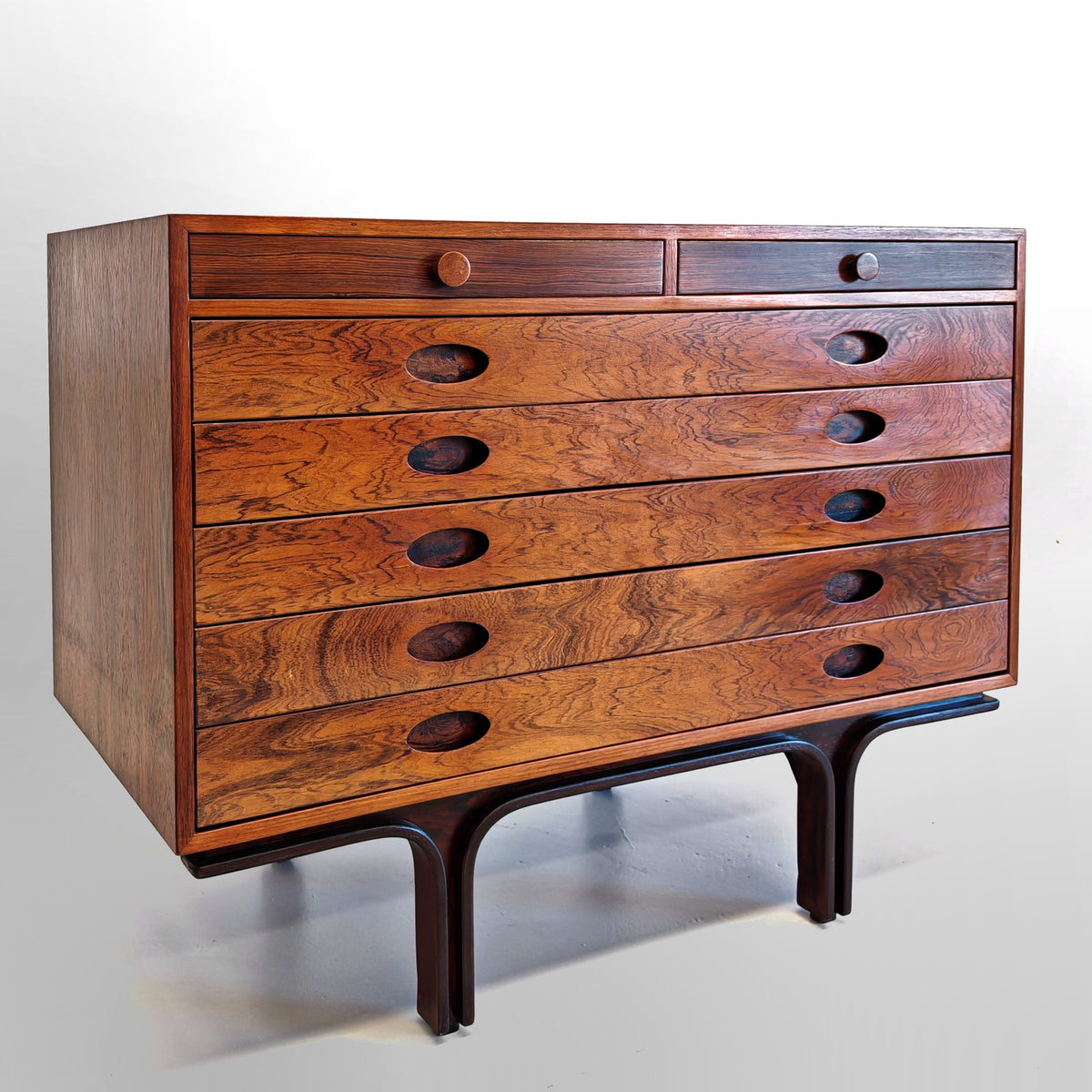 Comò cassettiera in legno G. Frattini per Bernini anni 50