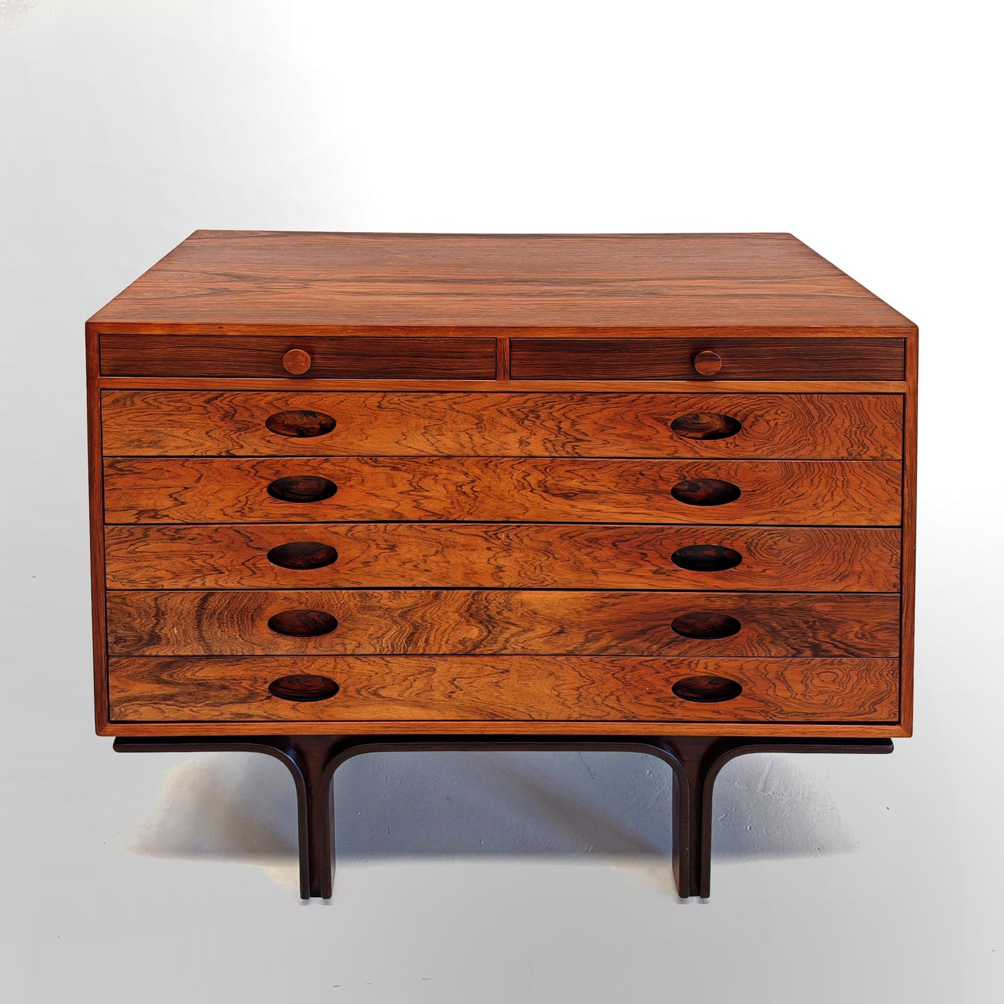 Comò cassettiera in legno G. Frattini per Bernini anni 50