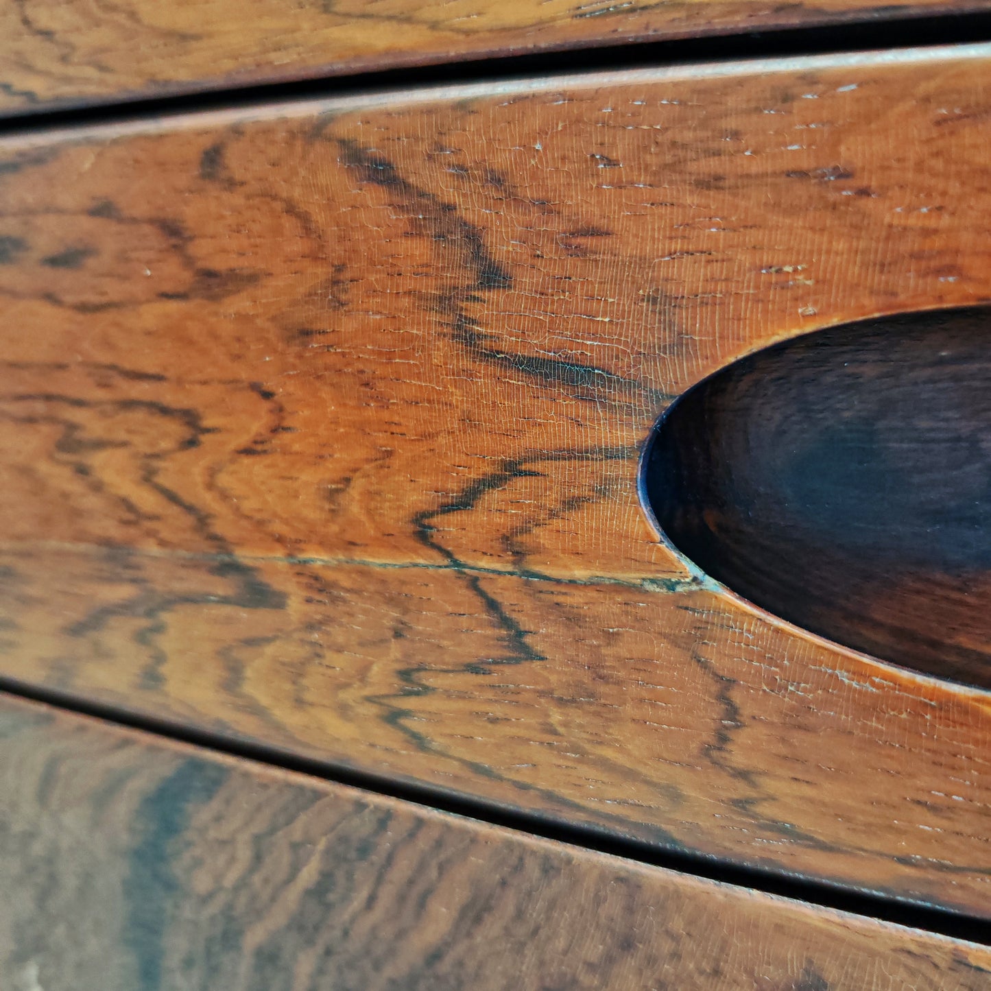 Comò cassettiera in legno G. Frattini per Bernini anni 50