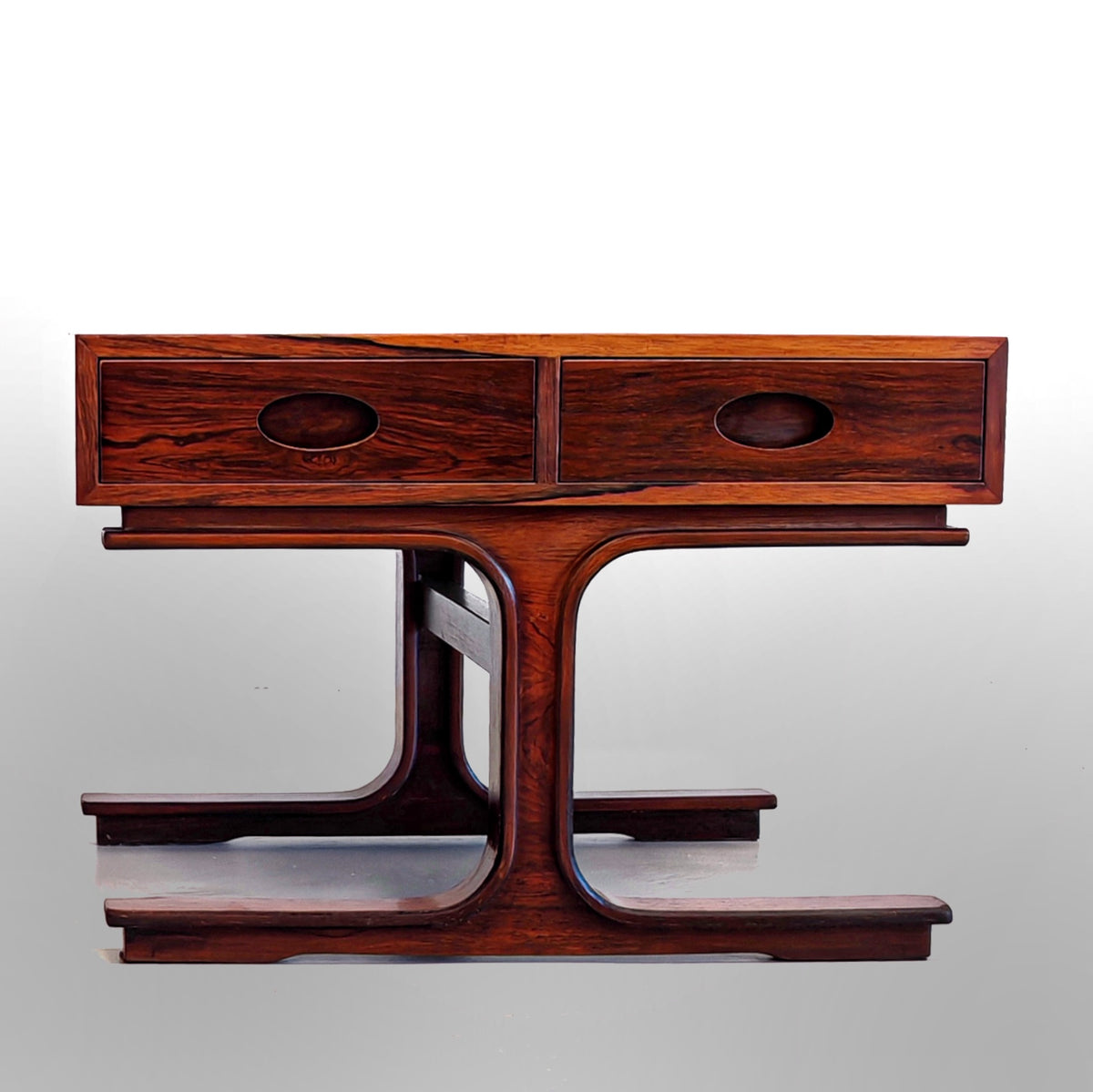 Tables de chevet en bois G. Frattini pour Bernini, années 50